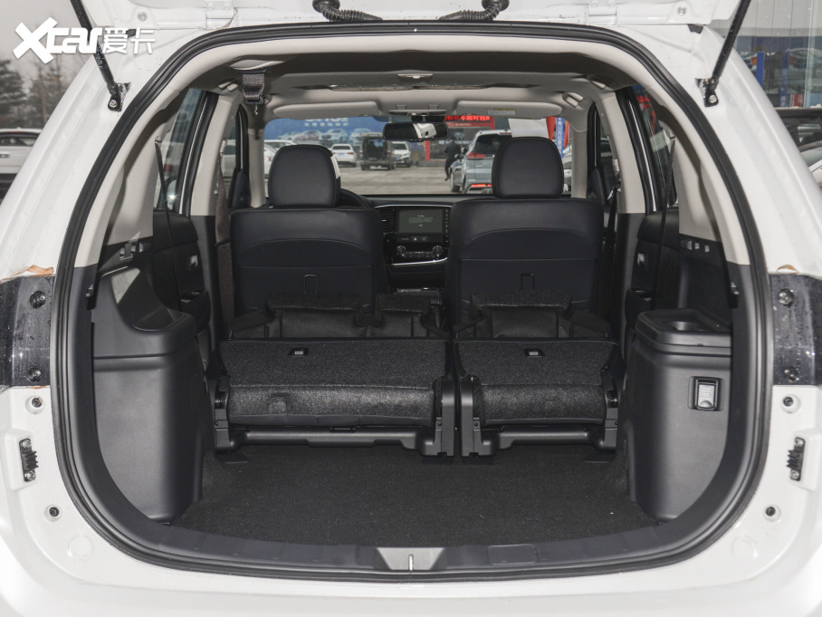 2021W{ Ŀ 2.0L 򌕳 5