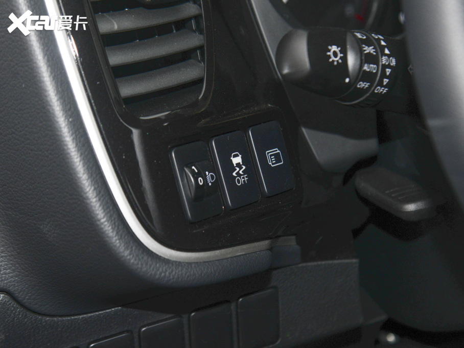 2021W{ Ŀ 2.0L 򌕳 5