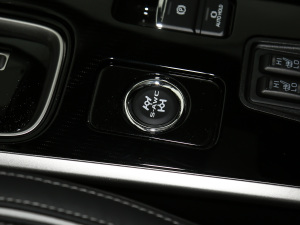 20212.4L (q) 7 п؅^(q)