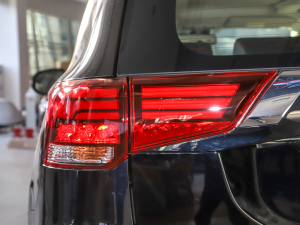 2021Ŀ 2.0L 򌕳 7 ^