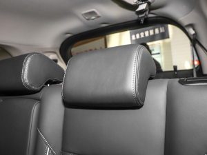 2021Ŀ 2.0L 򌕳 7 g