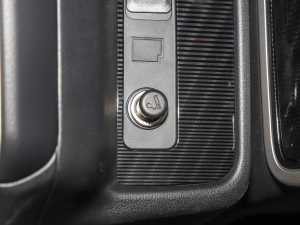 2021Ŀ 2.0L 򌕳 7 п؅^