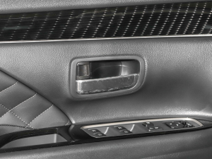 2021Ŀ 2.0L 򌕳 7 п؅^