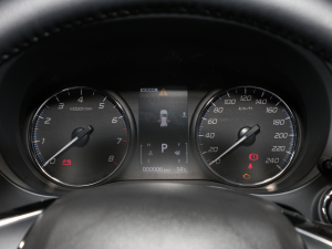 2021款2.4L 四驱曜动版 5座 仪表