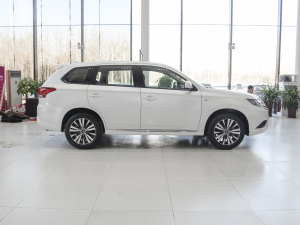 2021Ŀ 2.0L 򌕳а 5 ȣң