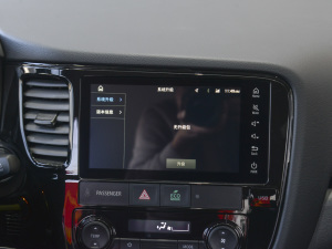 2021Ŀ 2.0L 򌕳а 5 п؅^