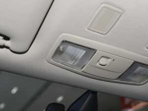 2021Ŀ 2.0L 򌕳а 5 п؅^