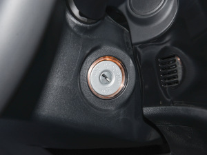 2021Ŀ 2.0L 򌕳а 5 п؅^