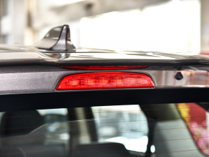 2021Ŀ 2.0L 򌕳 5 ^