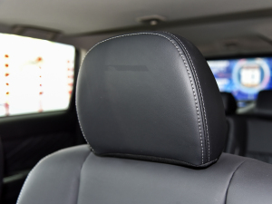 2021Ŀ 2.0L 򌕳 5 g