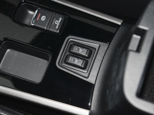 2021Ŀ 2.0L 򌕳 5 g