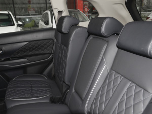 2021Ŀ 2.0L 򌕳 5 g