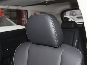 2021Ŀ 2.0L 򌕳 5 g