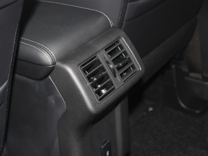 2021Ŀ 2.0L 򌕳 5 п؅^