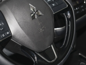 2021Ŀ 2.0L 򌕳 5 п؅^