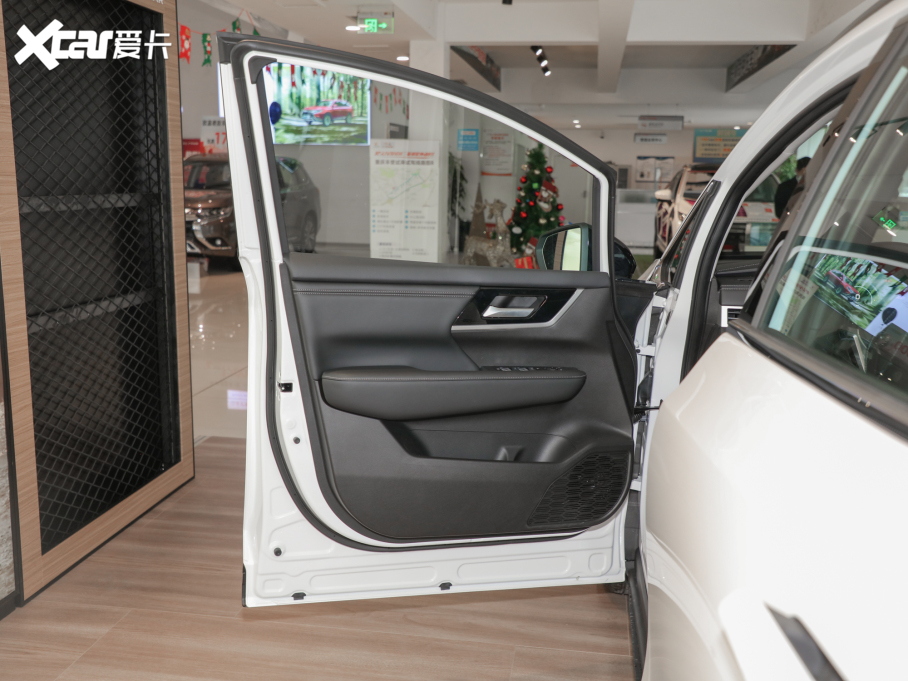 2022��D��AIRTREK ���h��