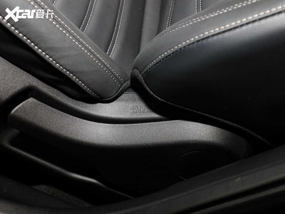 2023W{ 1.5T CVT׿Խ 5