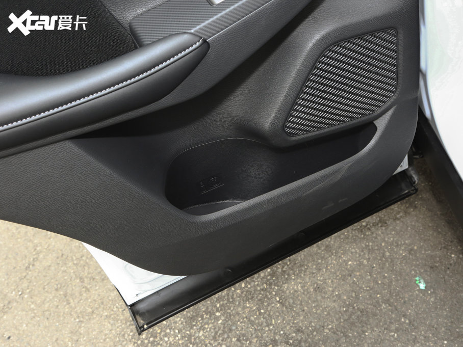 2023W{ 1.5T CVT׿Խ 5