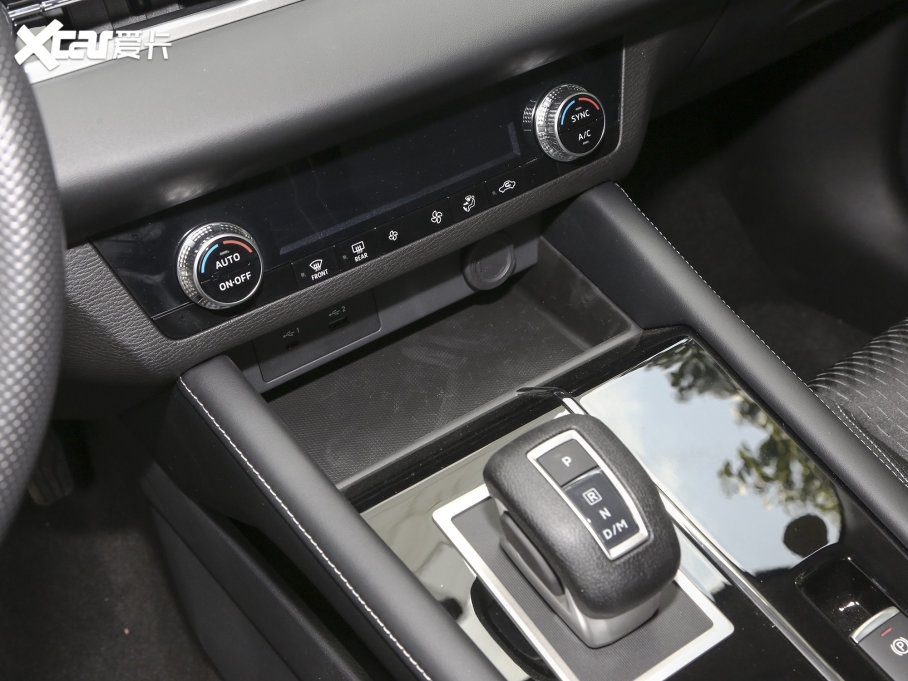 2023W{ 1.5T CVT׿Խ 5