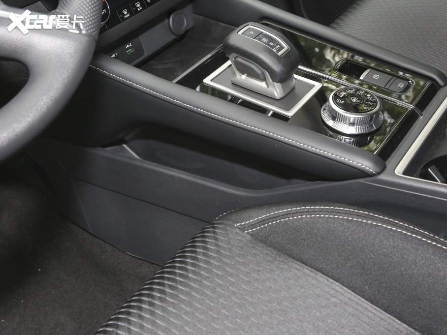 2023W{ 1.5T CVT׿Խ 5