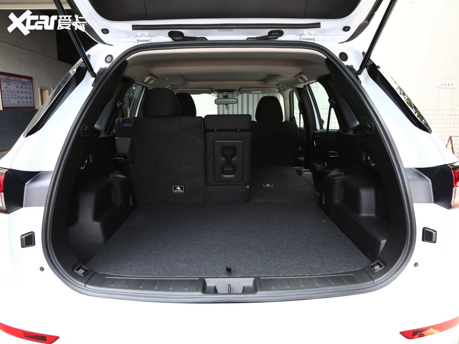 2023W{ 1.5T CVT׿Խ 5