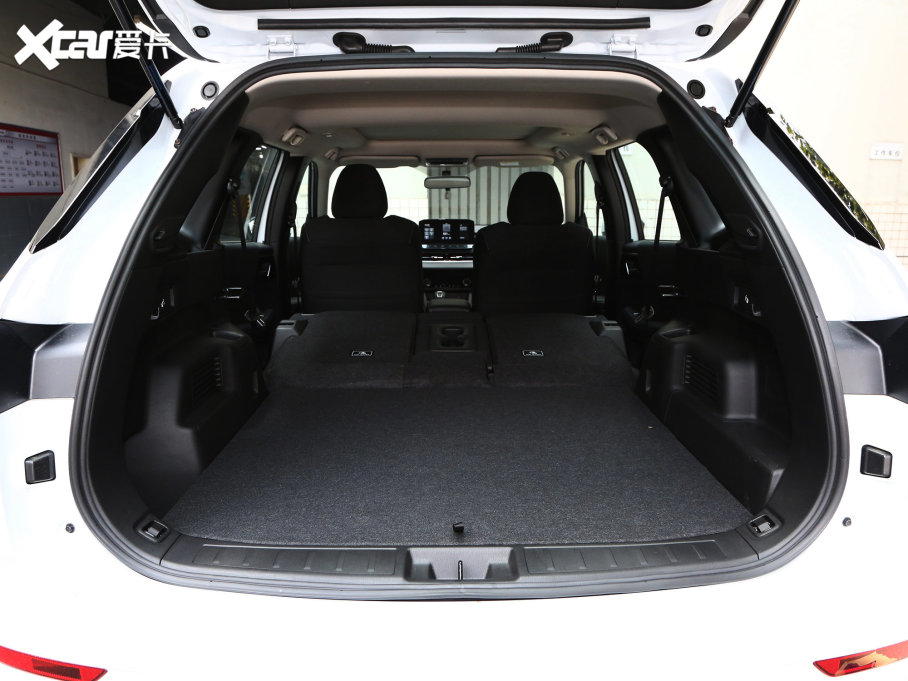 2023W{ 1.5T CVT׿Խ 5