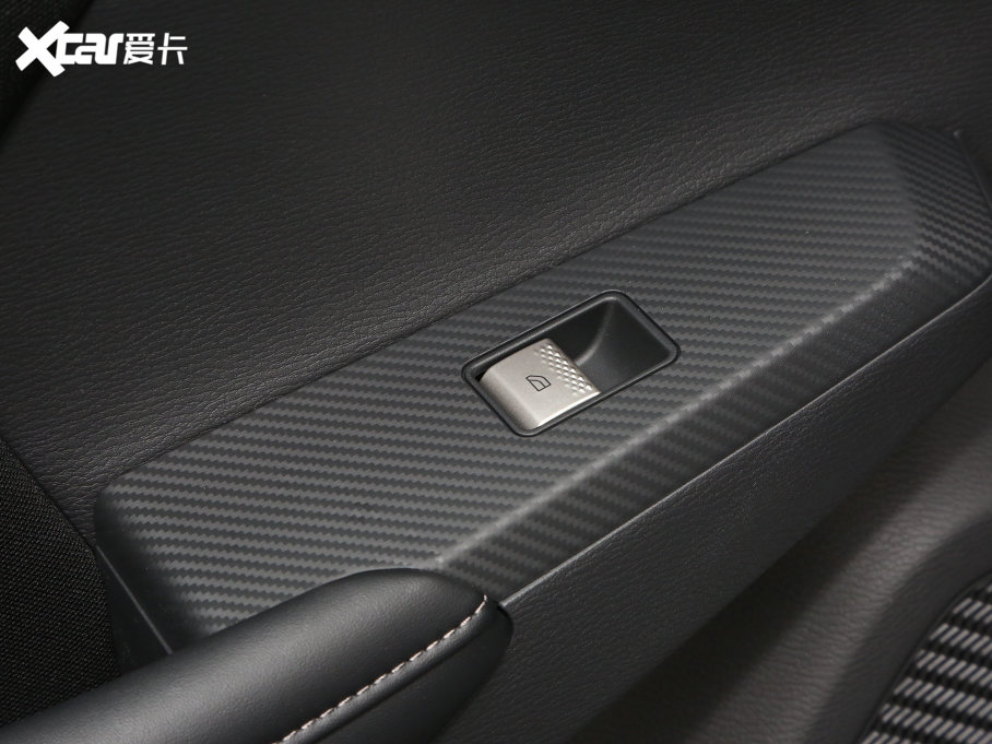 2023W{ 1.5T CVT׿Խ 5