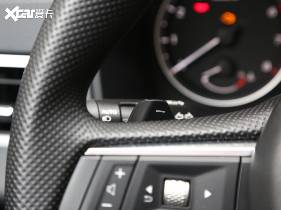 2023W{ 1.5T CVT׿Խ 5