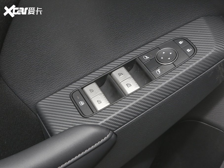 2023W{ 1.5T CVT׿Խ 5