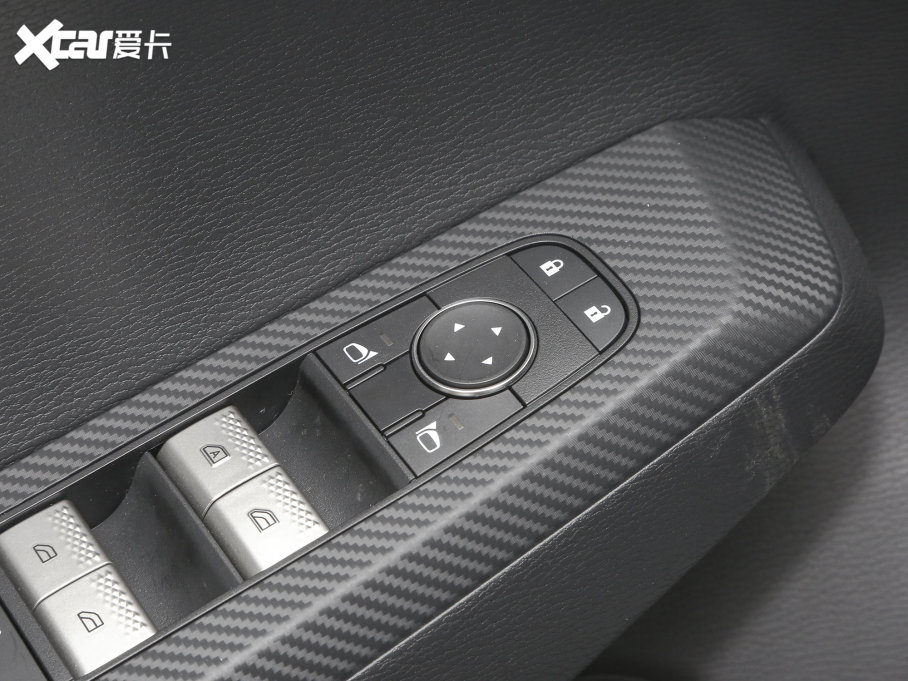 2023W{(ln) 1.5T CVT(q)׿Խ 5