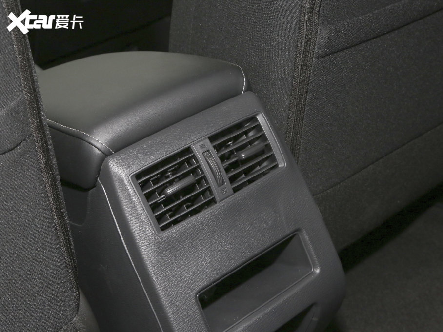 2023W{ 1.5T CVT׿Խ 5