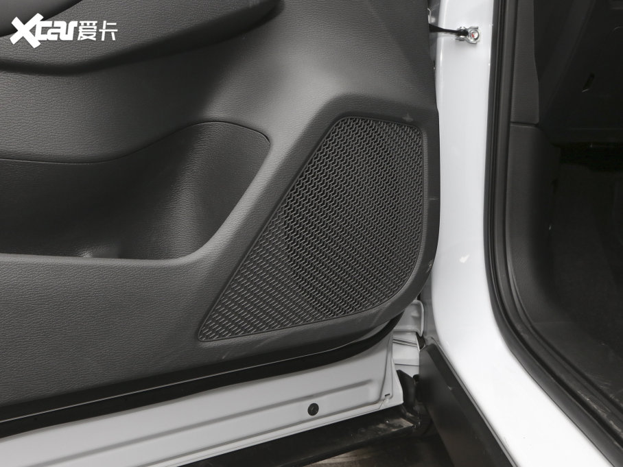 2023W{ 1.5T CVT׿Խ 5