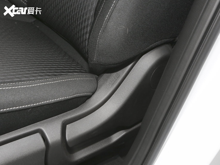 2023W{ 1.5T CVT׿Խ 5