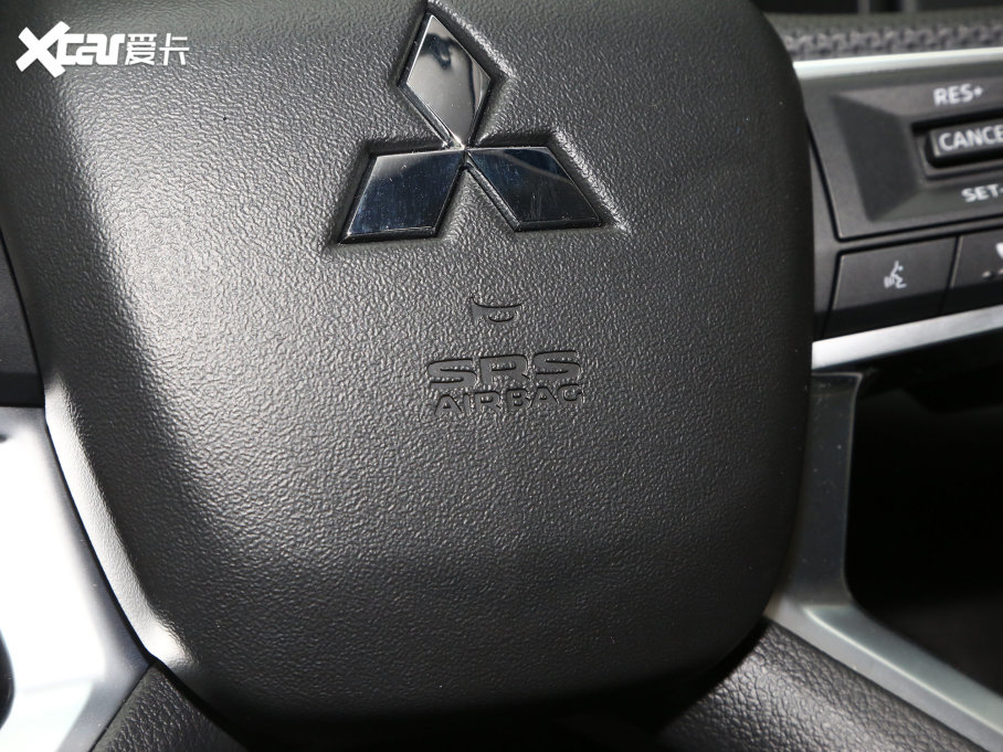 2023W{ 1.5T CVT(q)׿Խ 5