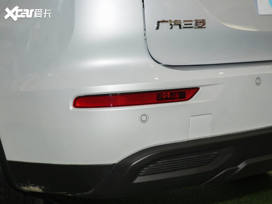 2023W{ 1.5T CVT(q) 5