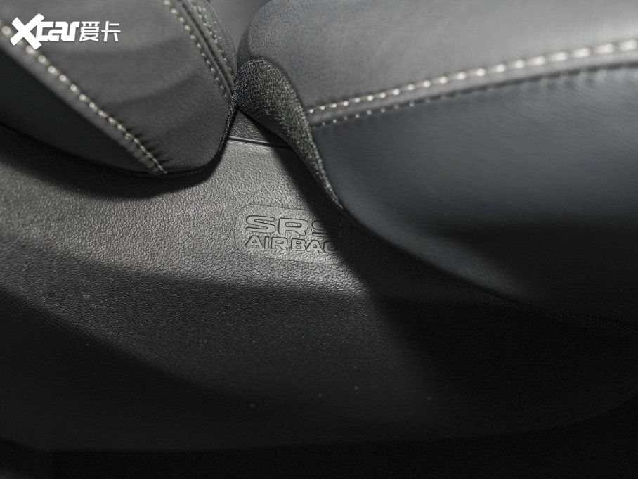 2023W{ 1.5T CVT(q) 5