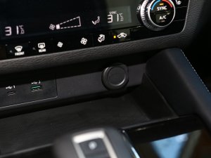 20231.5T CVT(q)ҫ 7 п؅^(q)