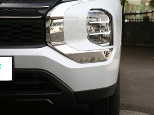 2023款1.5T CVT两驱卓越版 5座 细节外观