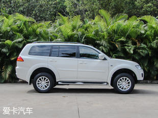 廣汽三菱2013款帕杰羅