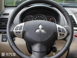 廣汽三菱2013款帕杰羅