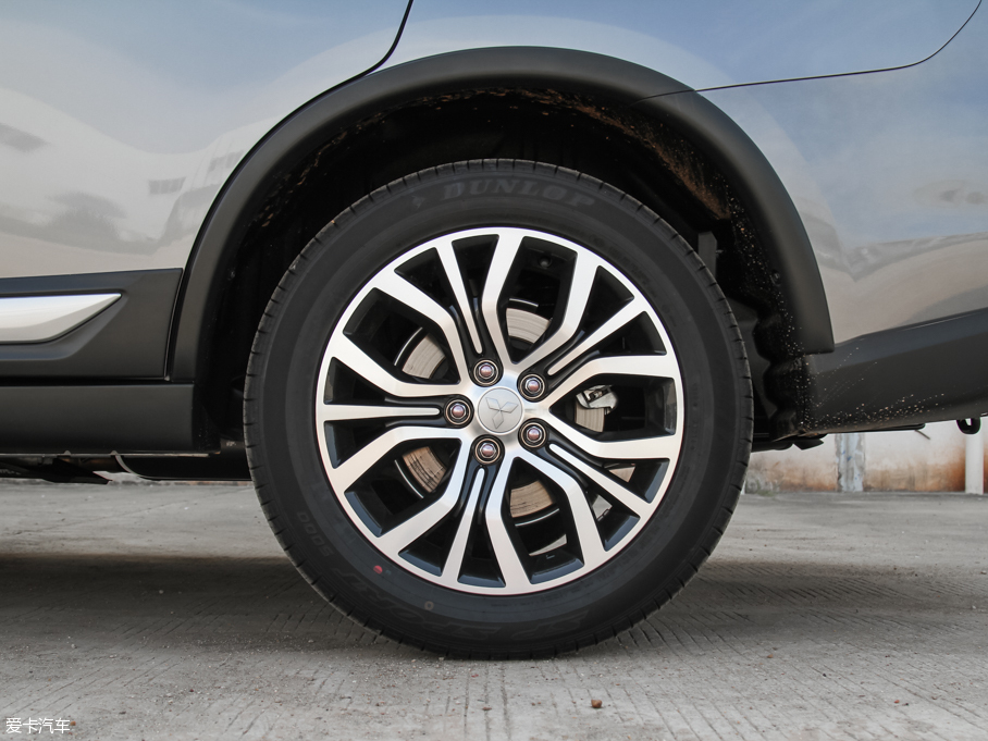 2016W{(ln) 2.4L (q)7F