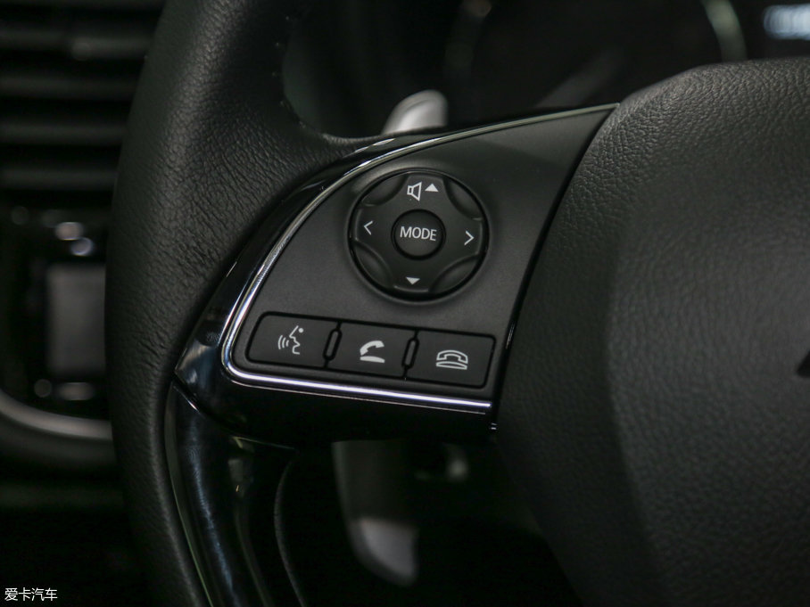 2016W{(ln) 2.4L (q)5Ӣ