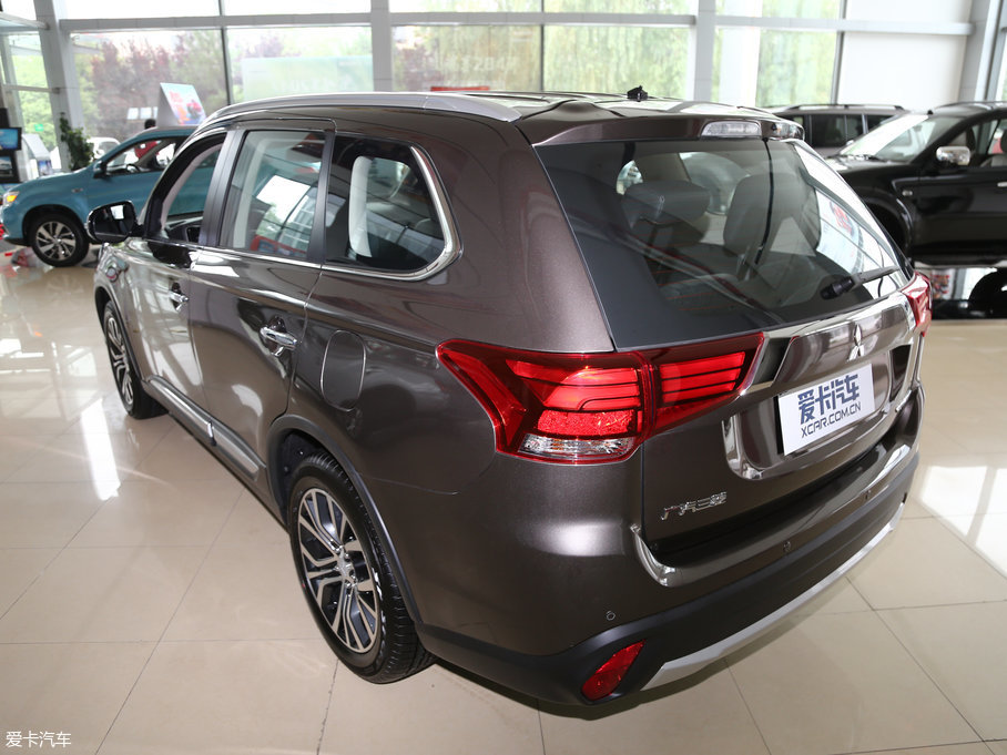 2016W{(ln) 2.4L (q)7A