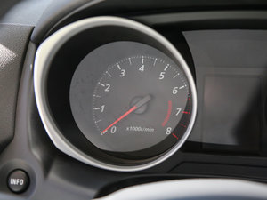 20172.0L CVT(q)׿Խ п؅^(q)