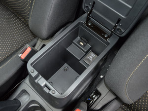 20172.0L CVT(q)׿Խ g