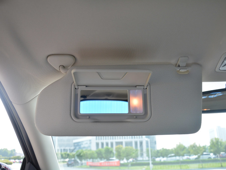 2017W{(ln) 2.0L (q)5sҫ