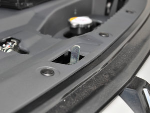 2017款2.0L 两驱5座荣耀版 其它