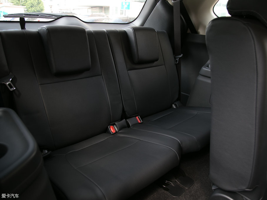 2018W{(ln) 2.4L (q)F