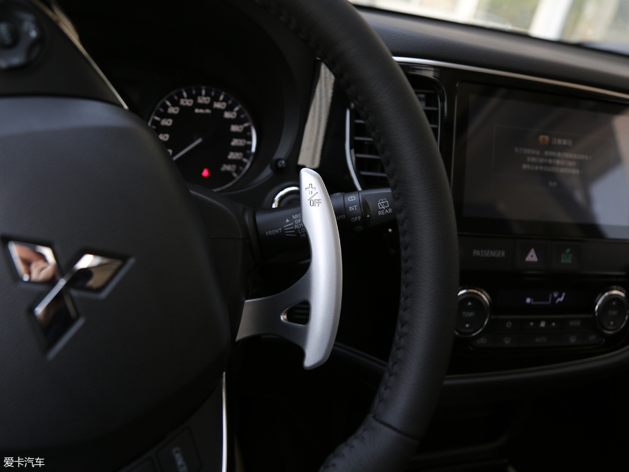 2018W{(ln) 2.4L (q)A