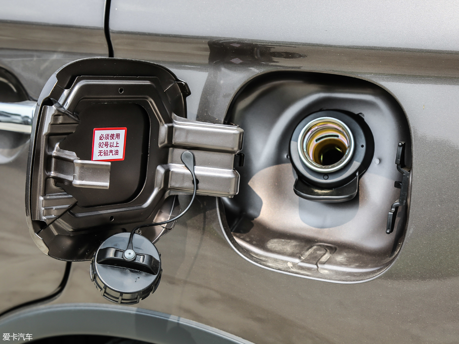 2018W{(ln) 2.4L (q)Ӣ